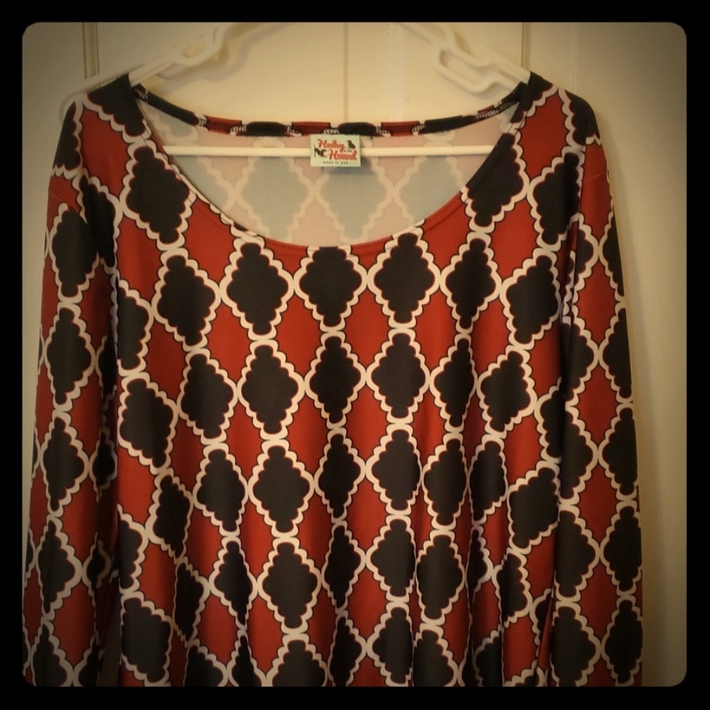 Haley and Hound Garnet and Black Gameday Tunic